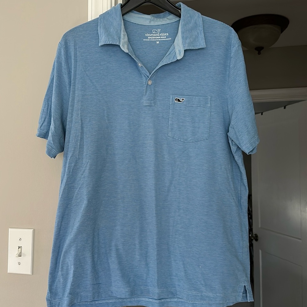Men’s adult medium vineyard, vines, light blue polo shirt